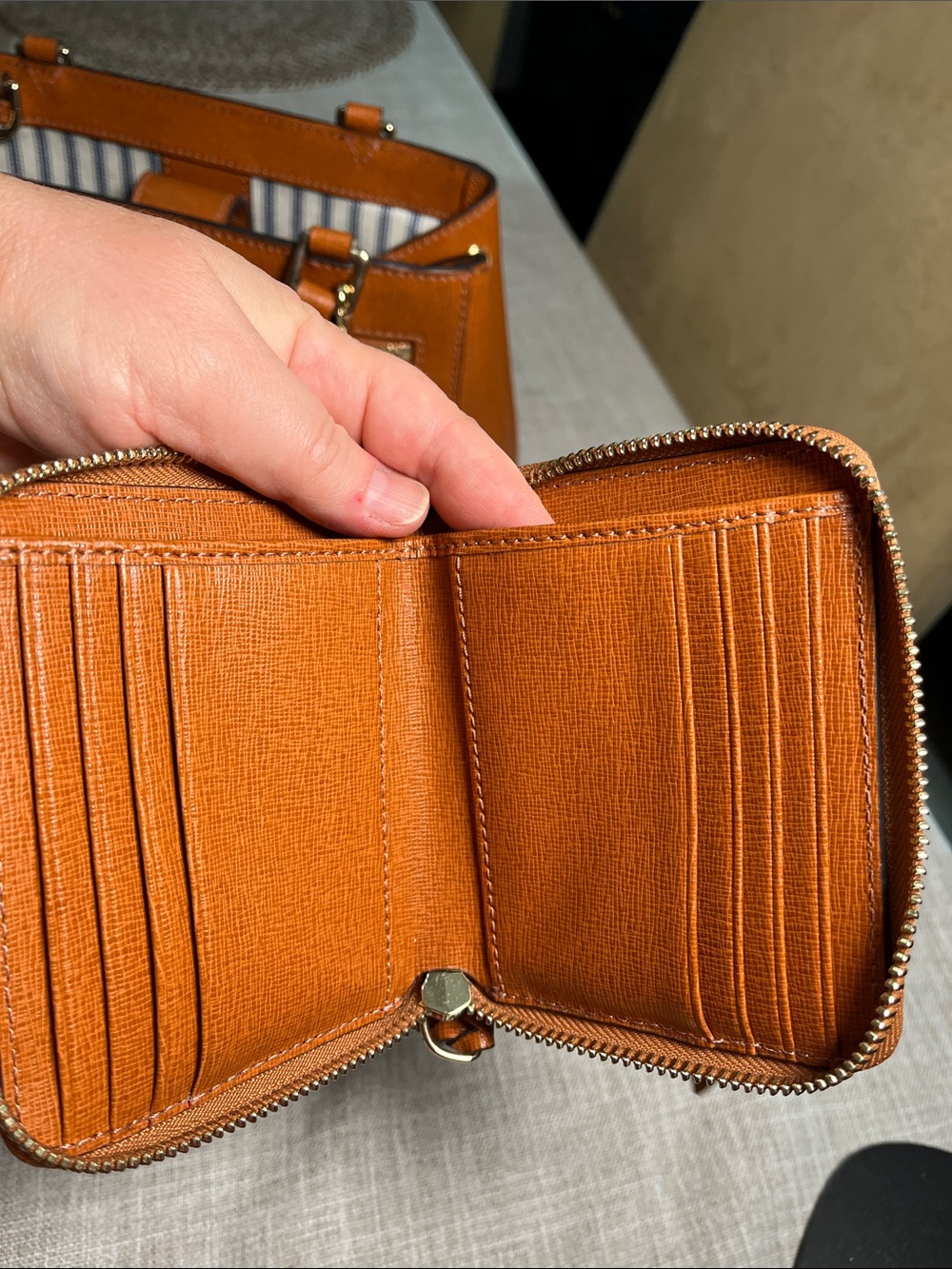 Dooney & Bourke Saffiano leather Structured Satchel with Matching Wallets - Picture 14 of 16